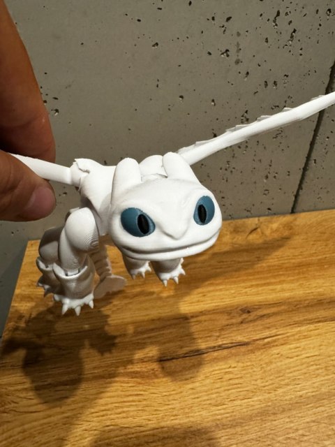 FLEXI Szczerbatek BIAŁA FURIA Toothless Jak wytresować Smoka - TIK TOK