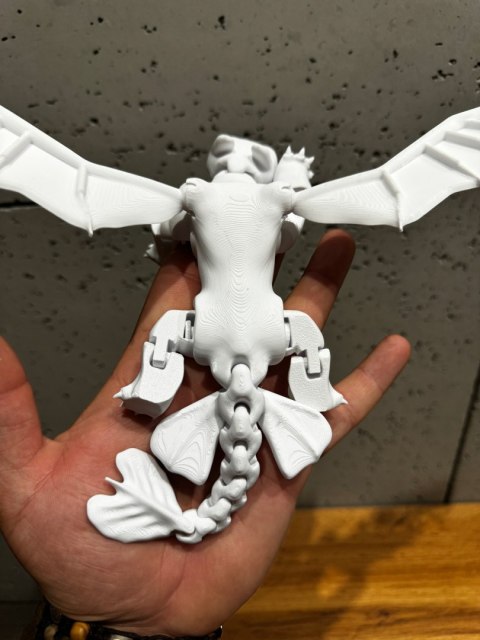 FLEXI Szczerbatek BIAŁA FURIA Toothless Jak wytresować Smoka - TIK TOK