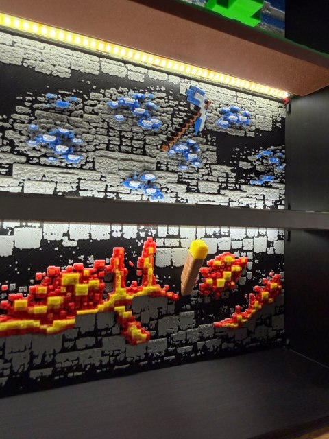 Półka Kolekcjonerska MINECRAFT Ekspozytor Figurki Kinder Joy LED